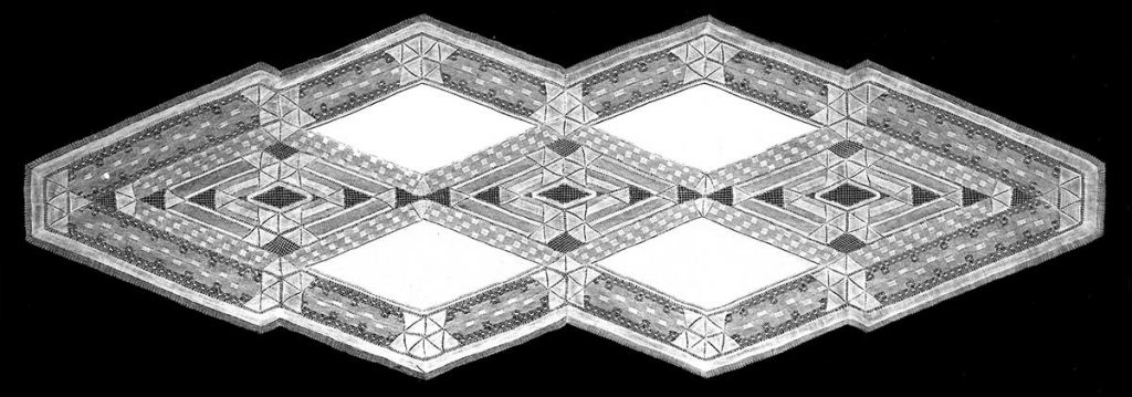 Pokrývka na příborník, 180 x 70 cm, paličkovaná krajka, 1921