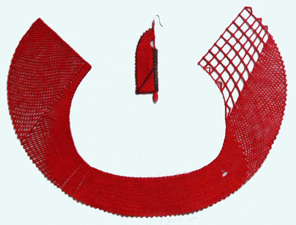 Límec a náušnice, len, 29,5×20 cm. paličkovaná krajka, 1991–1995