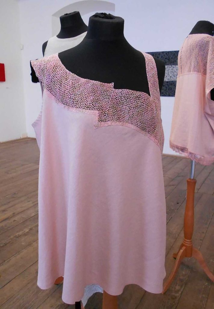 Halena (s asymetrickým ukončením), len 2018