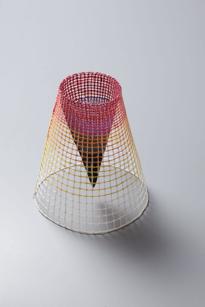 Autorka: profesorka Marie Vaňková, název: "Jeden lidský život", paličkovaná krajka, barevná lněná příze, realizace Věra Prášilová, 2012