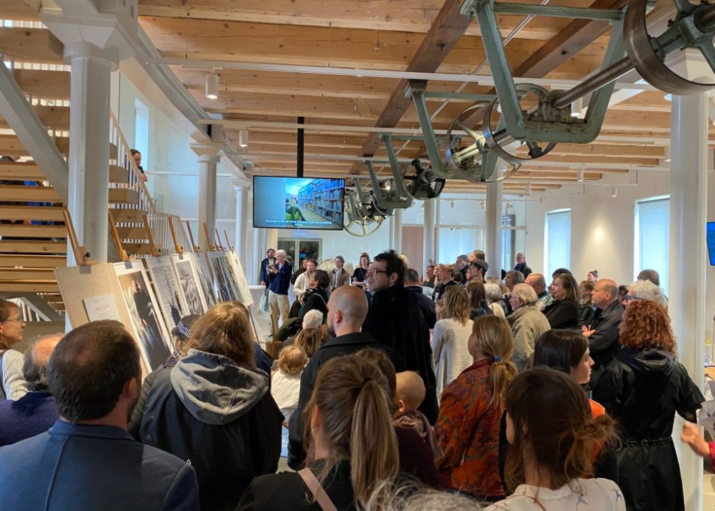 Vernisáž výstavy Figura / v krajce / v konfrontaci v Pardubicích