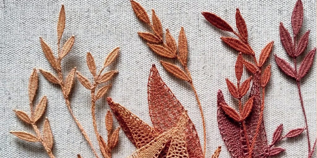 Výstava barevný život. Ukázka krajky.